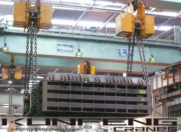 The sand box lathe can hang and lift the workpiece 180°or 360°, and is usually used with bridge crane