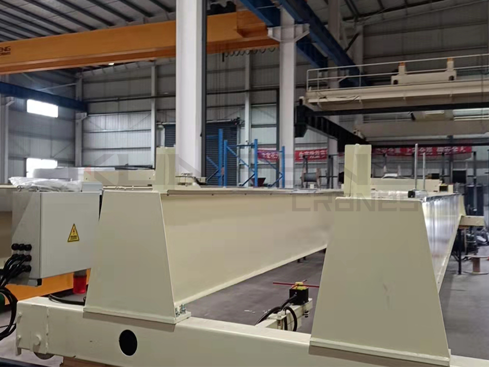 The special clean room crane for the health care industry The special clean room crane for the health care industry
