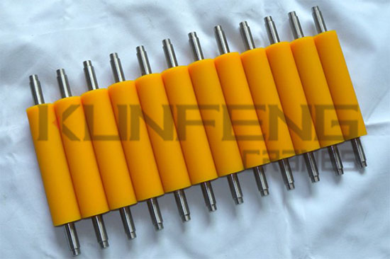 The treatment of the cast iron roller core is also one of the keys to prevent the polyurethane rubber roller from falling out of the core The treatment of the cast iron roller core is also one of the keys to prevent the polyurethane rubber roller from falling out of the core