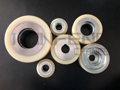 Polyurethane coated wheels with excellent wear resistance and low temperature resistance