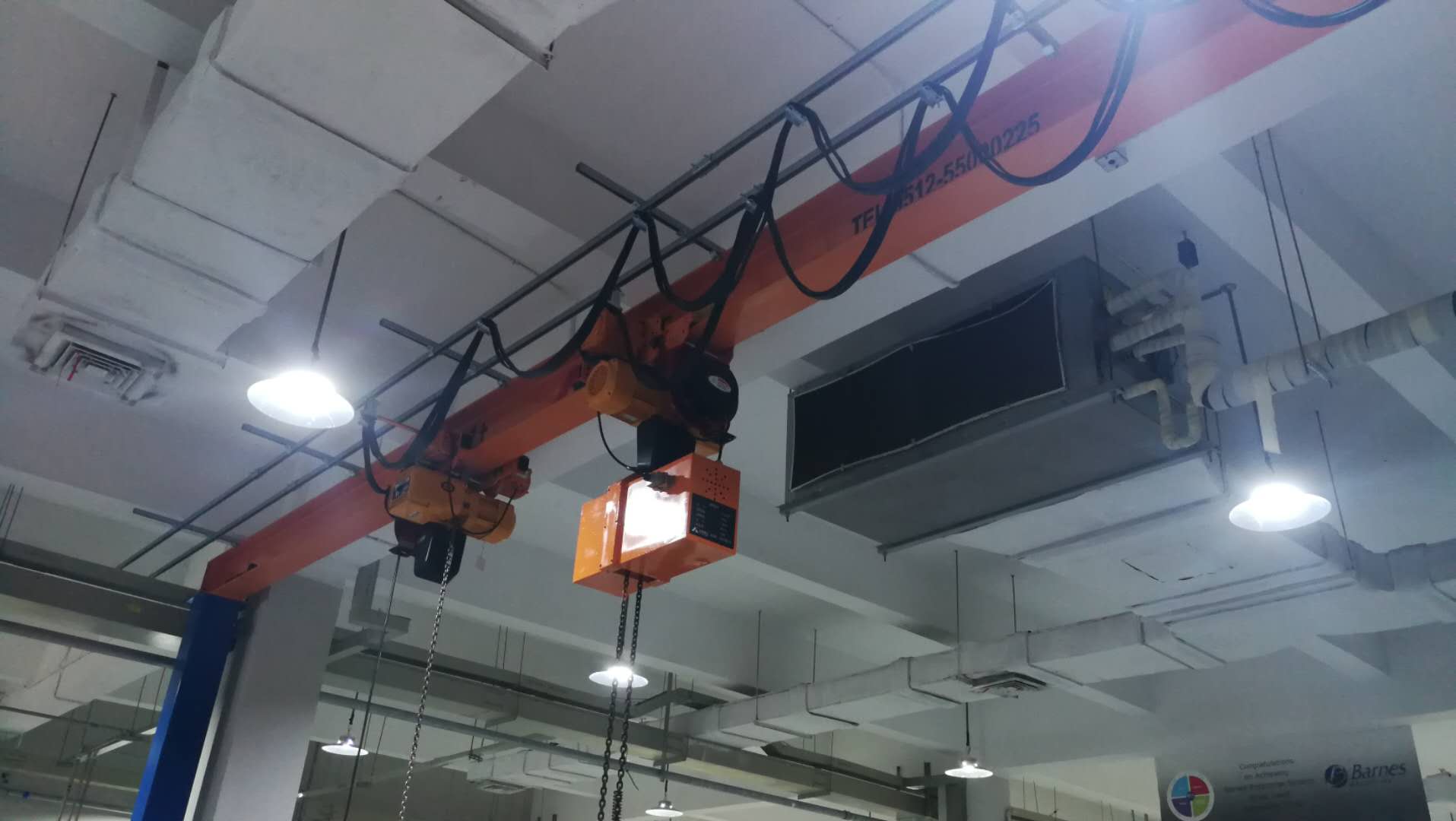 Chain load turning crane manufacturers