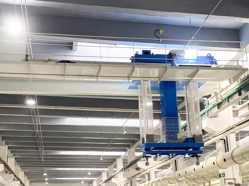 Choosing the Different Types of Cleanroom Hoists