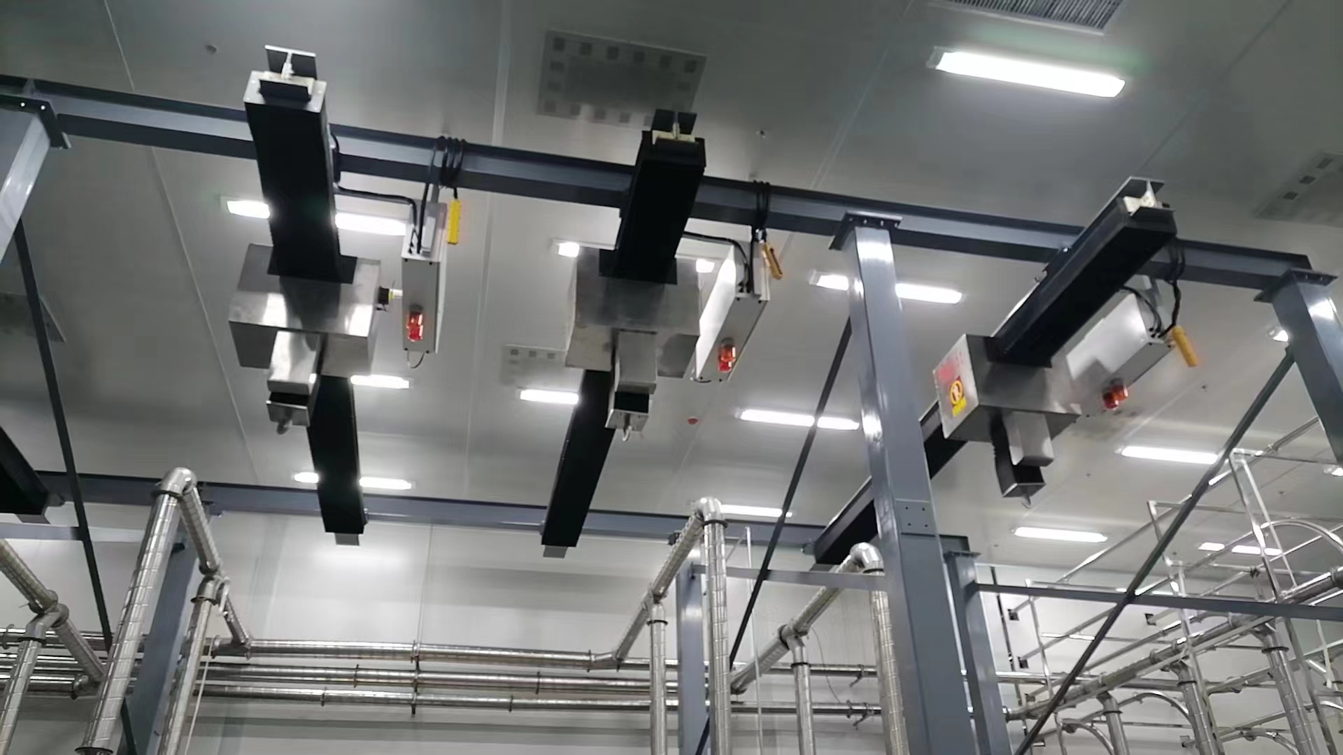 How Does Cleanroom Overhead Crane Applied in Electronic Industry How Does Cleanroom Overhead Crane Applied in Electronic Industry
