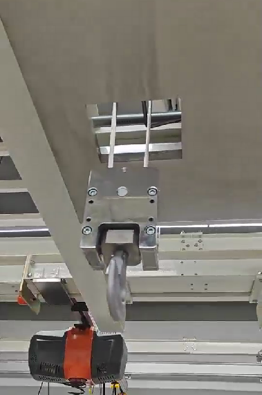 Electric fiber rope hoist 