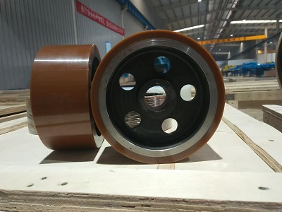 Electric Forklift Drive Wheels Made of Vulkollan