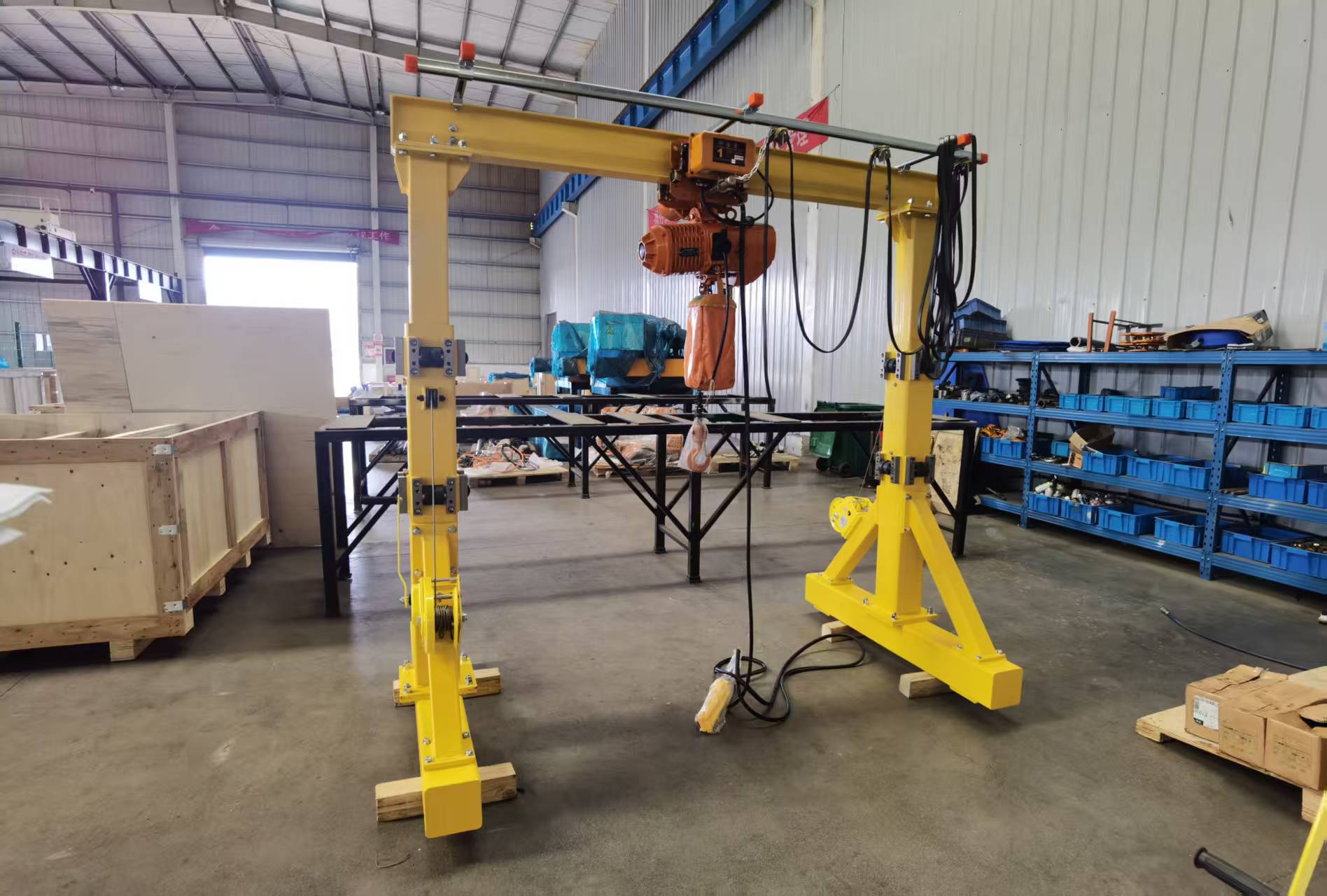 Adjustable height steel gantry crane