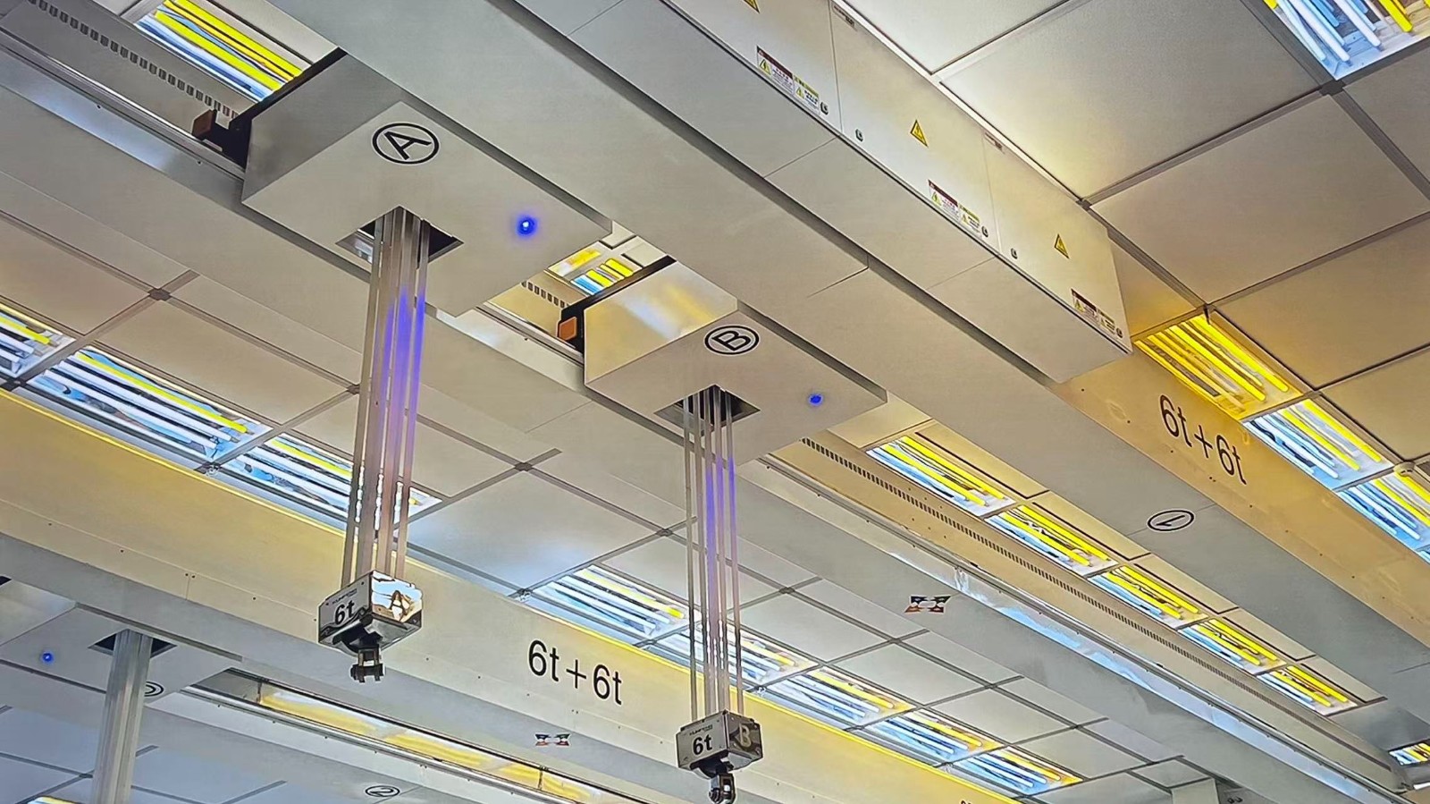 Precision positioning double girder overhead crane